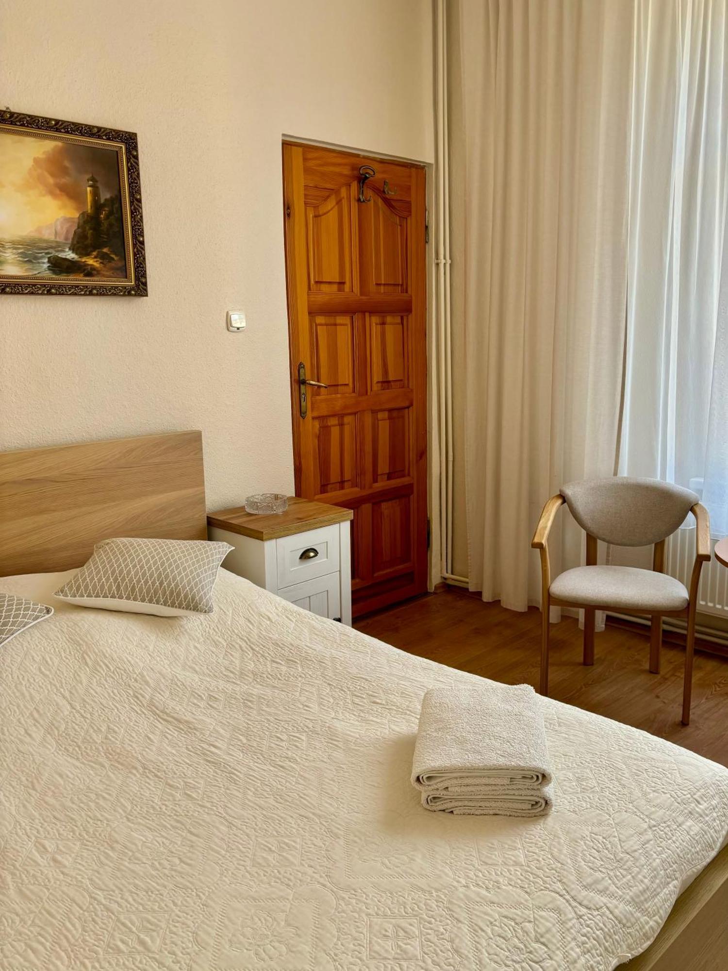 Pod Cisami Apartments Miedzyzdroje Room photo